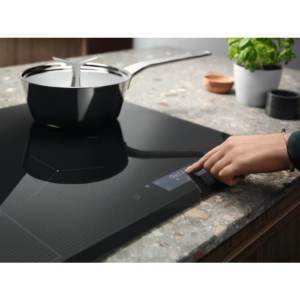 Induktsioonpliidiplaat Electrolux EIS84486