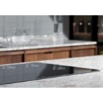 Induktsioonpliidiplaat Electrolux EIP8146 Hob2Hood