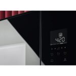 integreeritav mikrolaineahi must