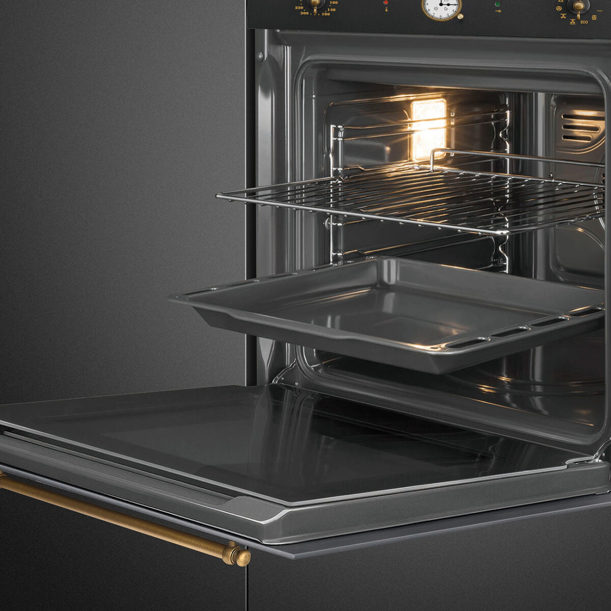 Ahi SMEG SFP68C1TAO Colonial