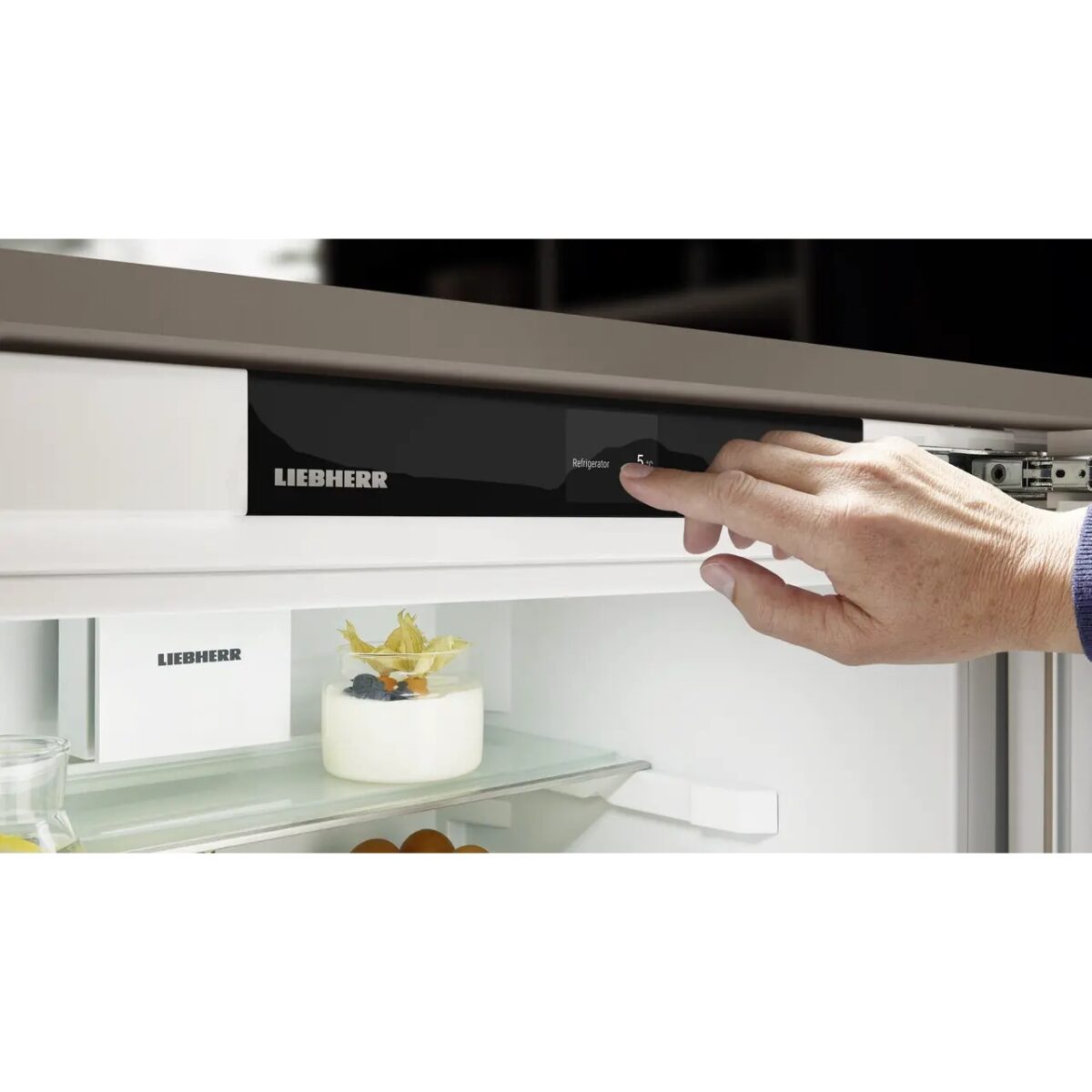 liebherr-Touch-Swipe Display
